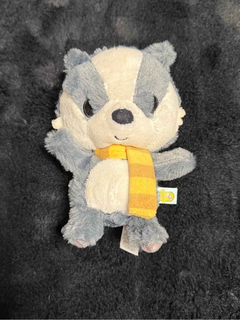 💞4/$35-Harry Potter Hufflepuff Badger Plush Stuffed Yellow Scarf Wizarding World